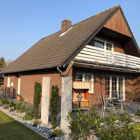 Haus Joerg Holiday home Dornumersiel